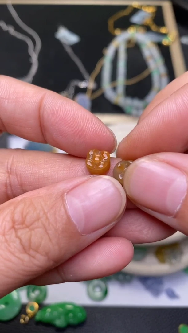 颈饰未镶嵌翡翠净货1164