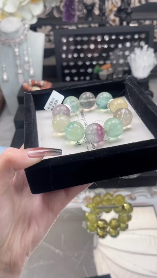 【闪购商品】烟晶手链银S925镶嵌天然水晶 多样性发货