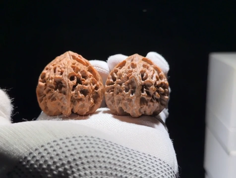 吊坠文玩核桃全品 三角 苹果园