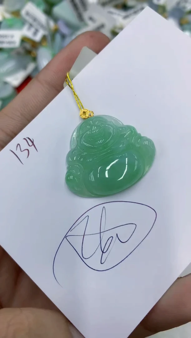 颈饰18K金镶嵌翡翠11111111111