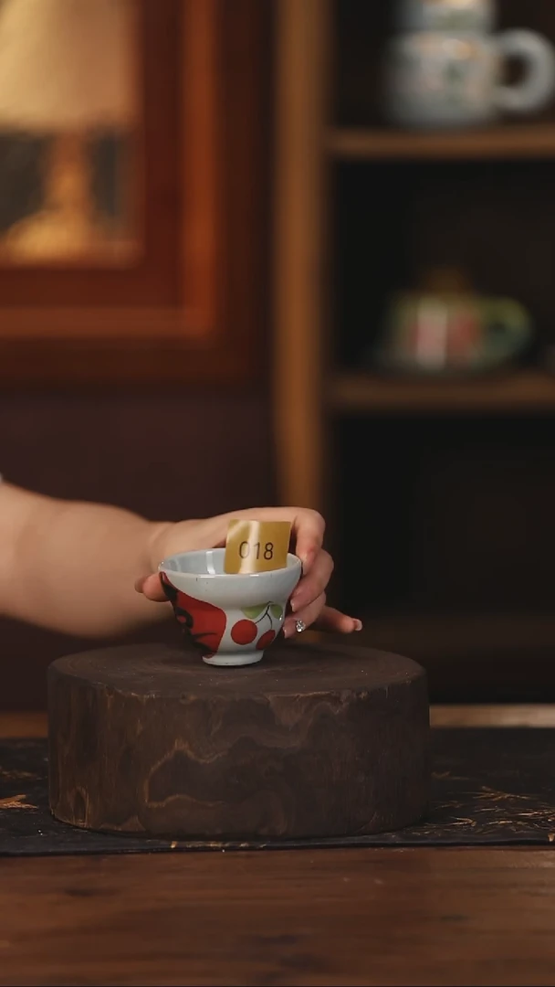 陶瓷景德镇高温釉下手绘陶瓷018