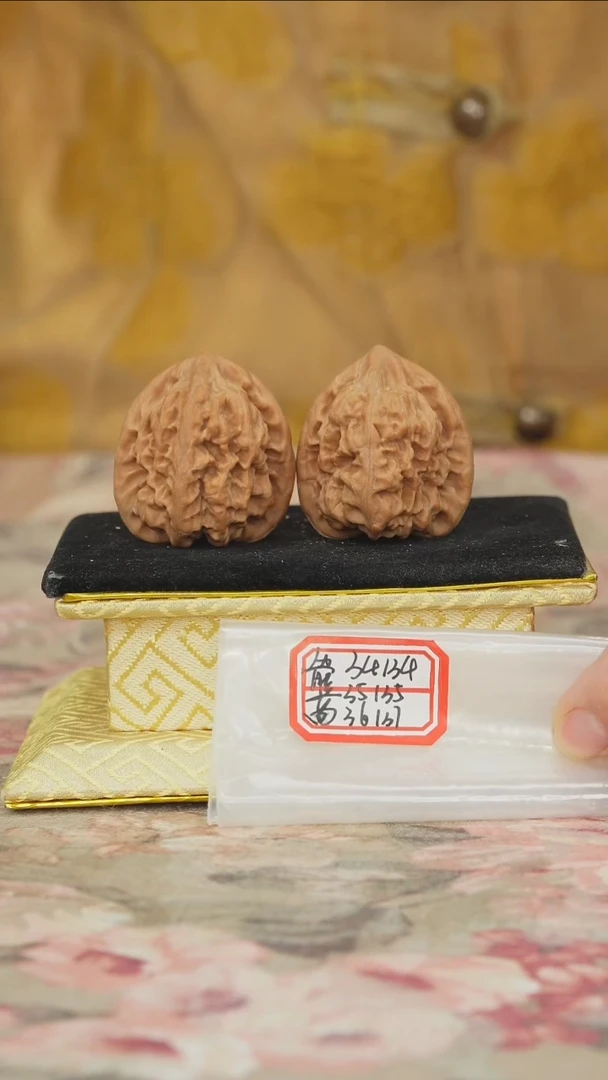 把件文玩核桃马蹄