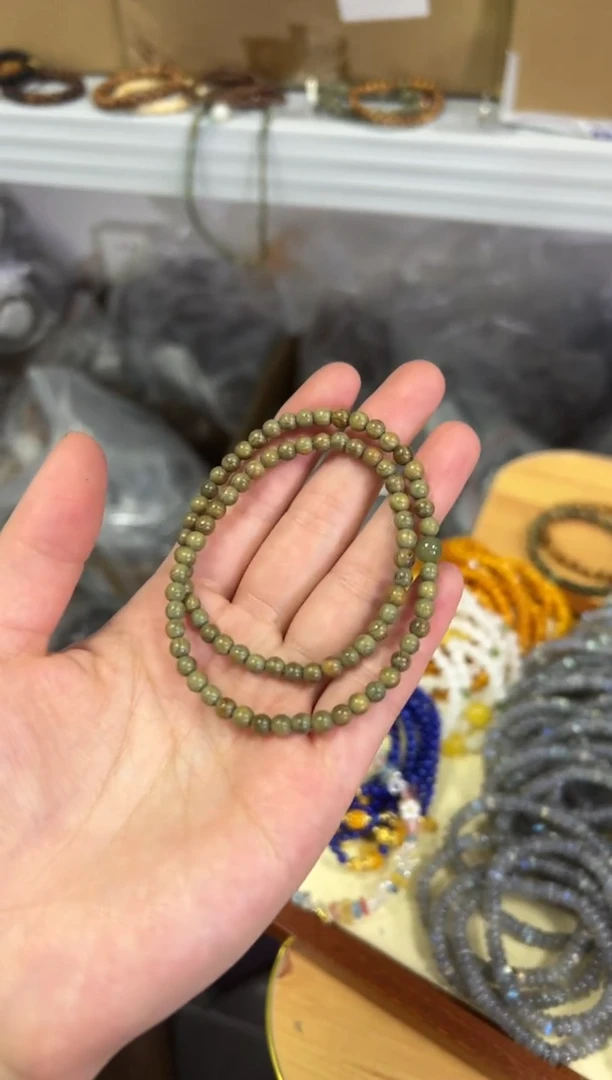 【闪购商品】维腊木（绿檀）手串未镶嵌和田玉绿檀木款双圈手链[0526]