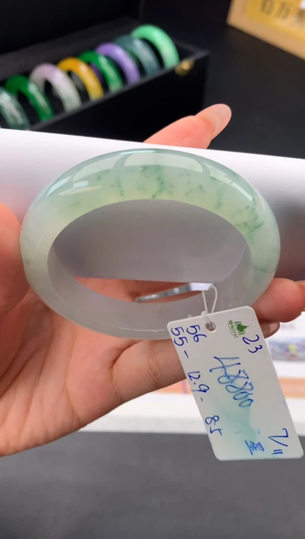 未镶嵌手镯翡翠翡翠自带#送人#，假一赔三