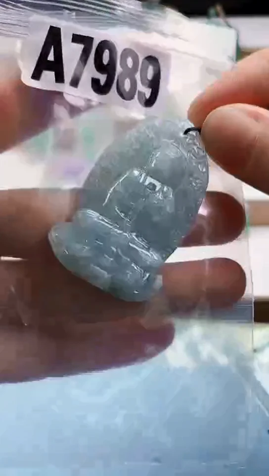 翡翠未镶嵌颈饰天然翡翠吊坠挂件