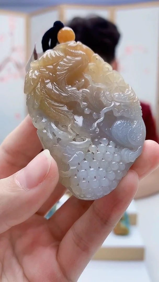 未镶嵌定制翡翠?****n5140lr-毛货挂件192