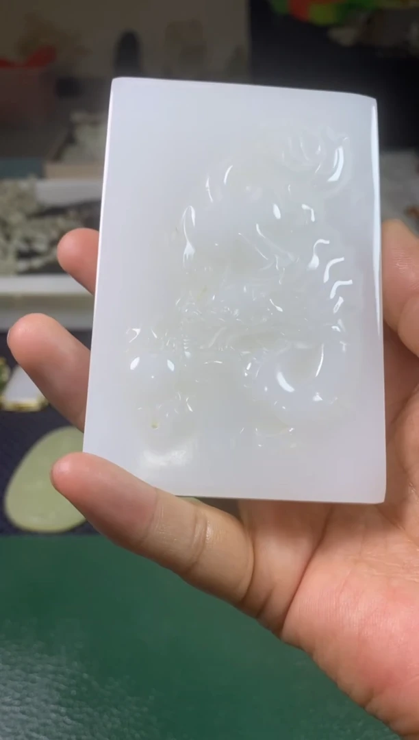 天然玉石未镶嵌颈饰