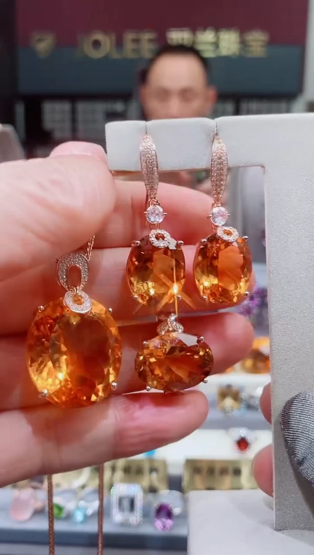 吊坠(赠链)银S925镶嵌黄晶?***日黄晶3件套