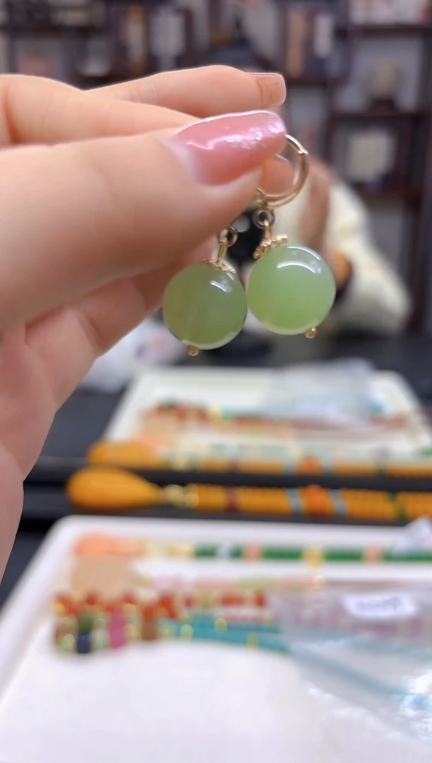 【闪购商品】和田玉（青玉）耳饰14K金镶嵌E599