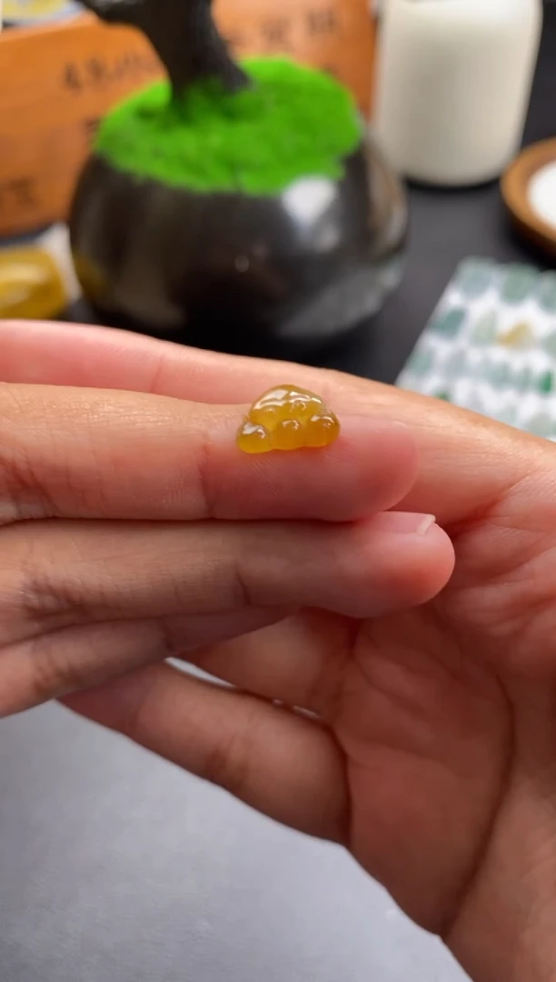 颈饰未镶嵌翡翠翡翠冰种裸石