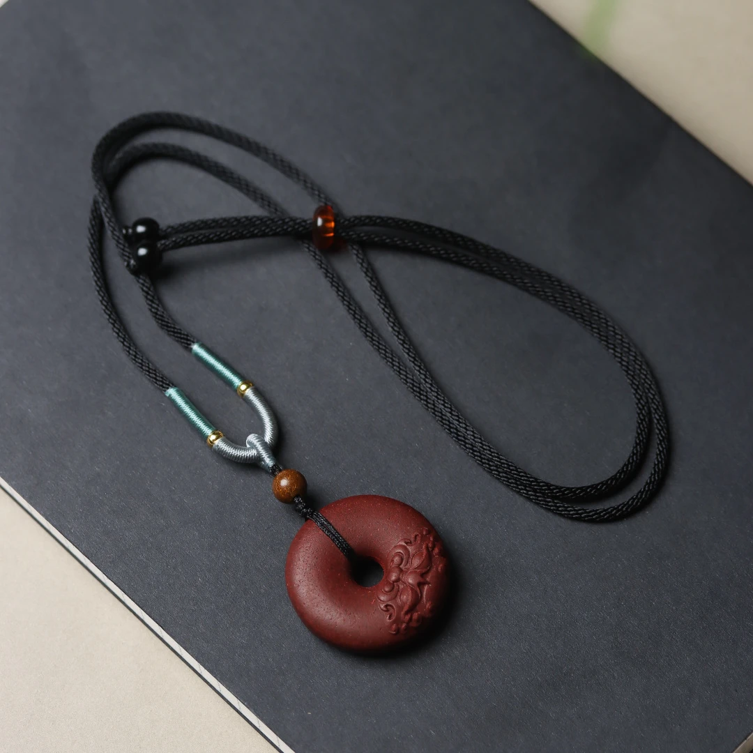 御紫坊花蕊--貔貅平安扣吊坠3.0*0.9