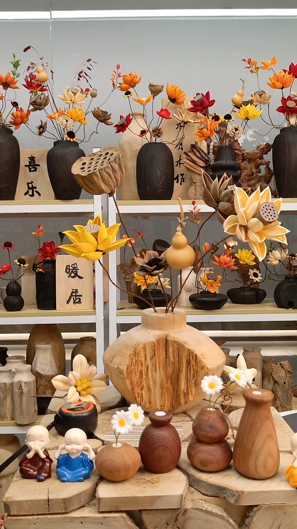 木实木花瓶一物一拍 还有一束花