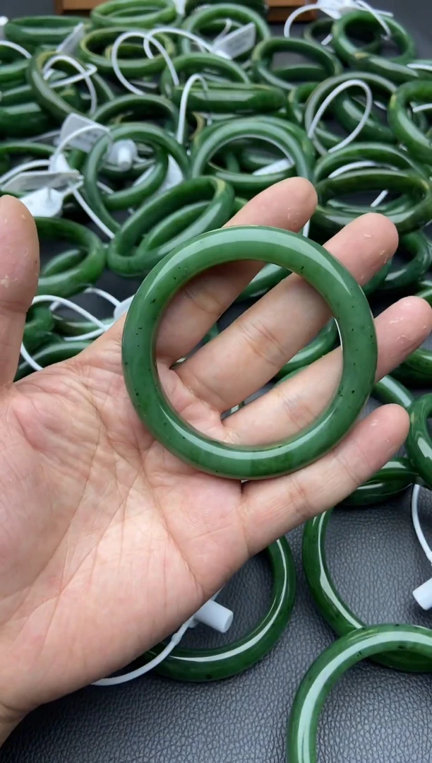 未镶嵌手镯和田玉（碧玉）25-56.4