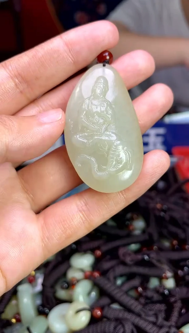 未镶嵌和田玉挂件1