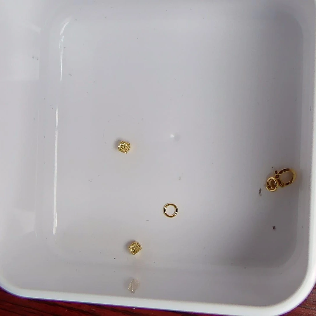 黄金足金小金 豆