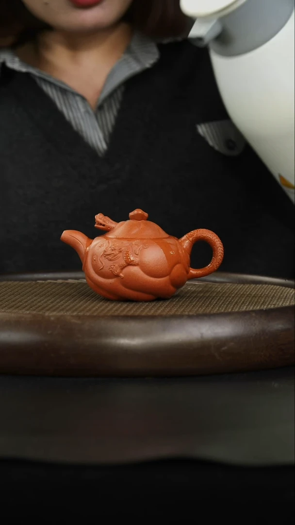 茶壶紫砂红降坡   鱼化龙 240cc