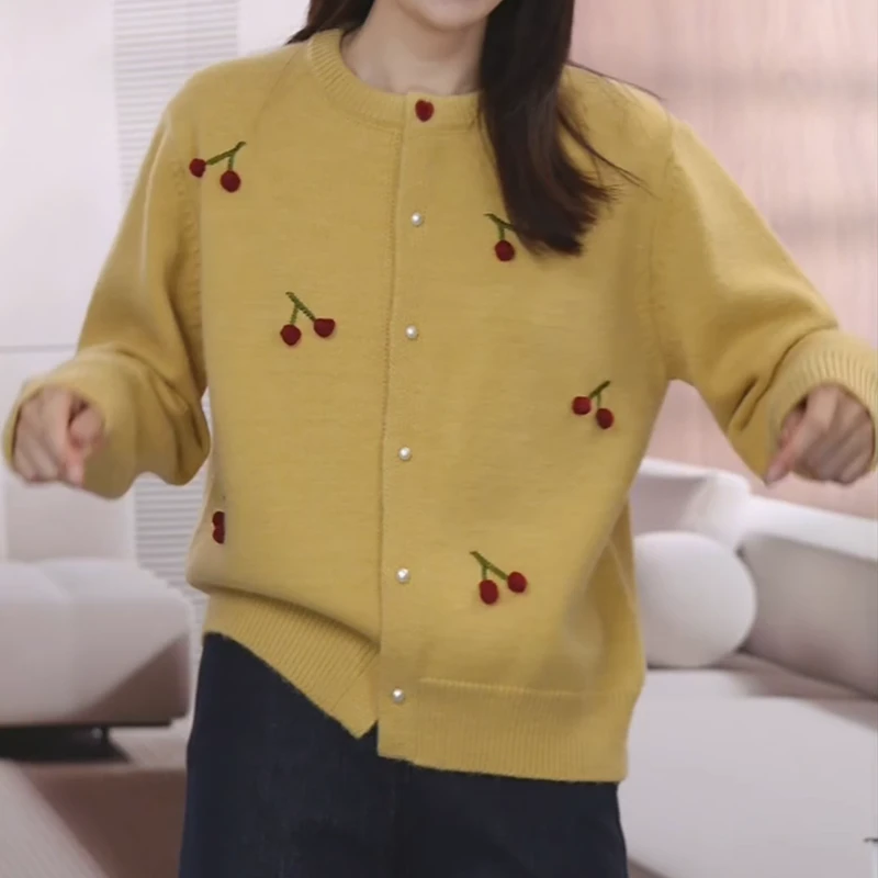 奶油樱桃冬季辛苦小甜美温柔风立体钩花针织毛衣LK2509190