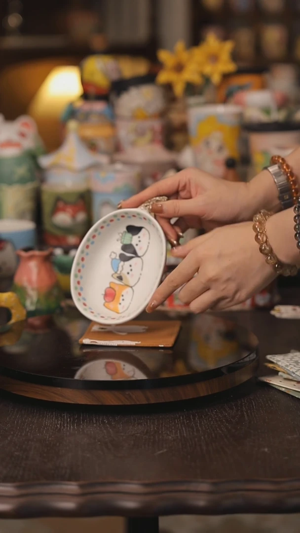 景德镇釉下彩绘设计师款式陶瓷