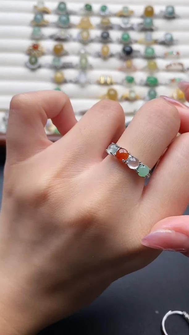 银S925镶嵌戒指翡翠555555+8