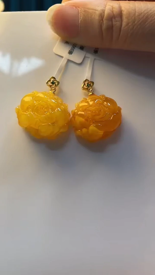 银S925镶嵌吊坠(不含链)蜜蜡蜜蜡镶嵌牡丹花（多样性只发其一）