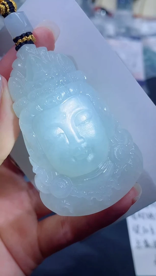 翡翠未镶嵌颈饰缅甸天然翡翠