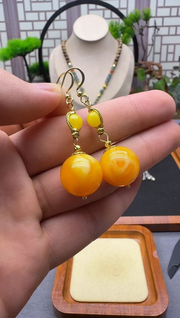 蜜蜡14K金镶嵌耳饰E155