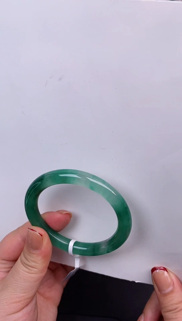 【闪购商品】石英质玉手镯未镶嵌高冰飘花非洲翠12