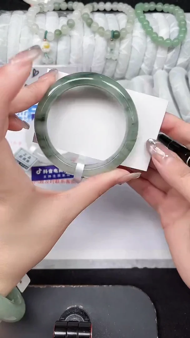 未镶嵌手镯石英质玉255-55/56