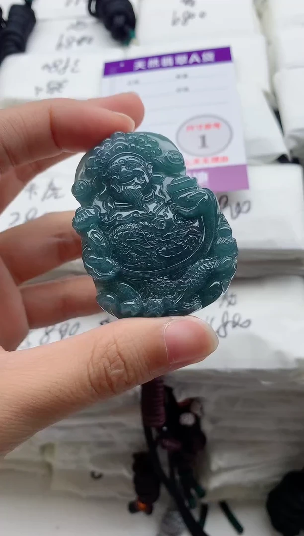 颈饰未镶嵌翡翠8