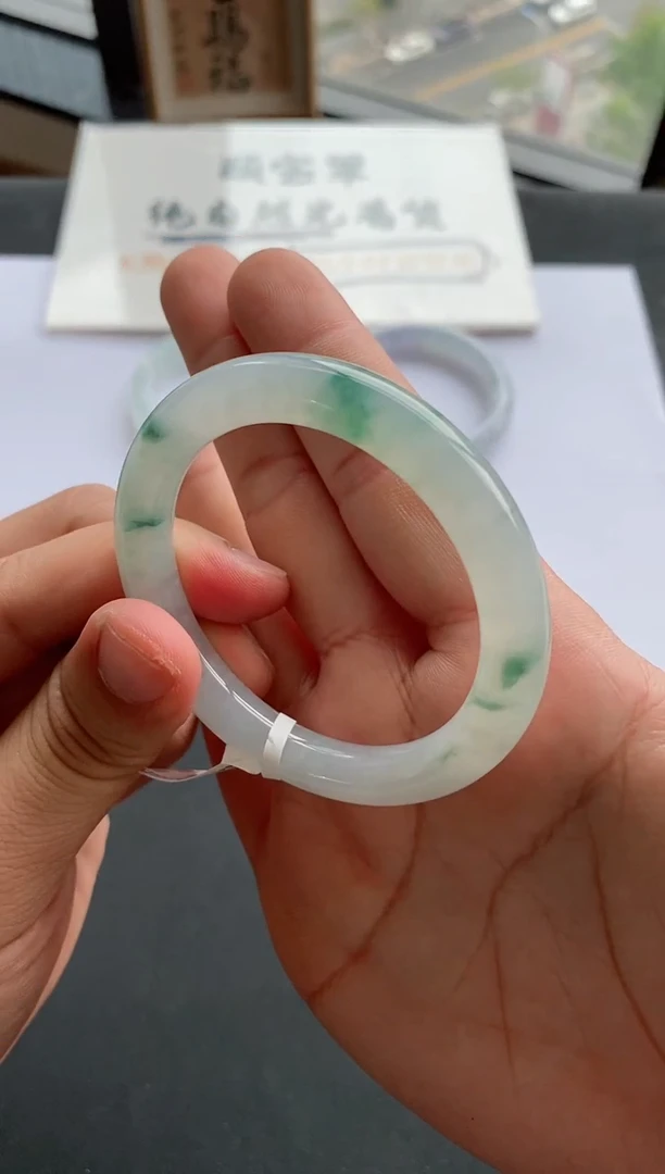 翡翠手镯未镶嵌21号53.3*9*9.2圆条