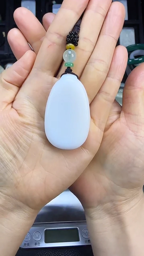 颈饰未镶嵌和田玉无事牌