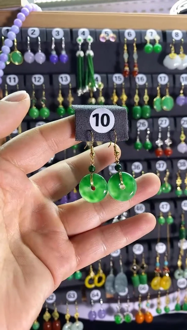 【闪购商品】翡翠耳饰银S925镶嵌新10...