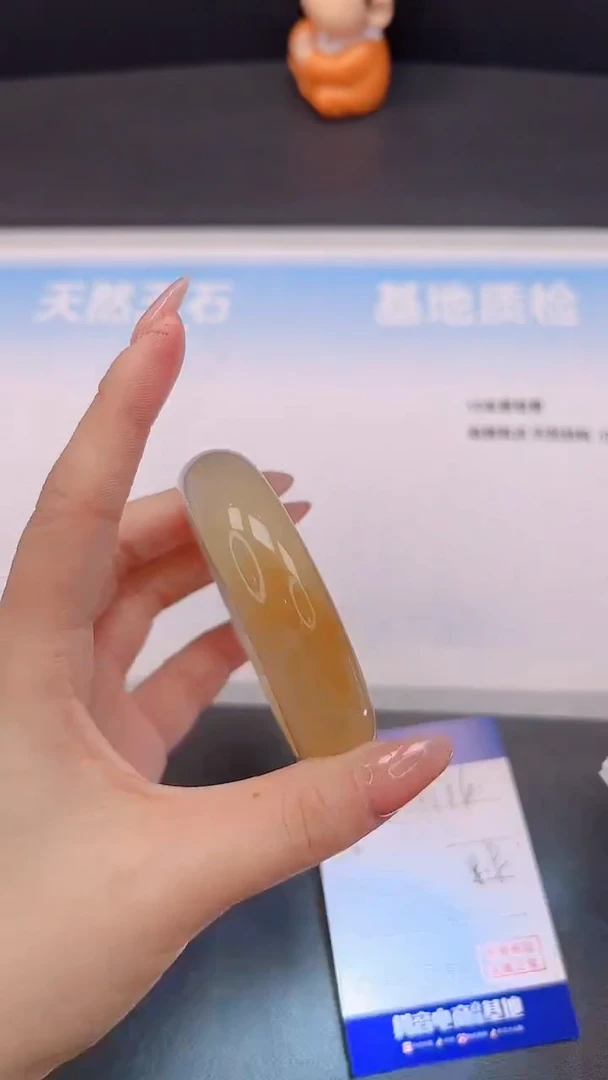 未镶嵌手镯石英质玉H160+58