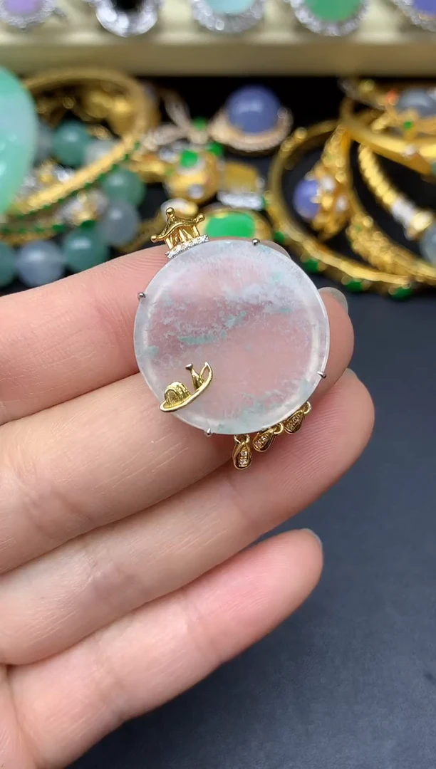 颈饰18K金镶嵌翡翠300-雪姐翡翠天天见