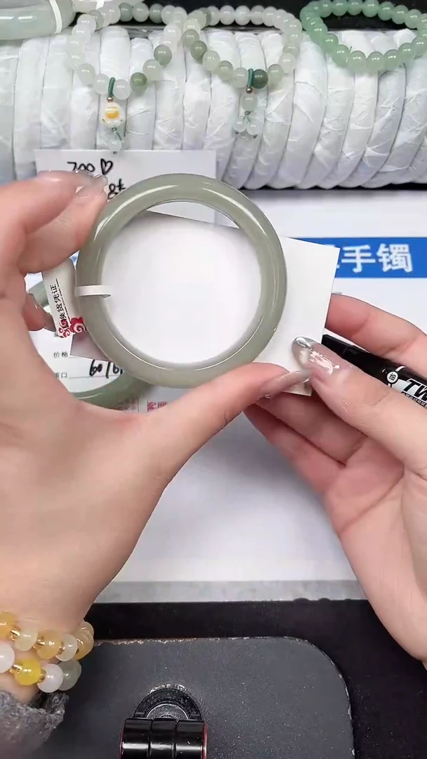 未镶嵌手镯石英质玉209-54/55