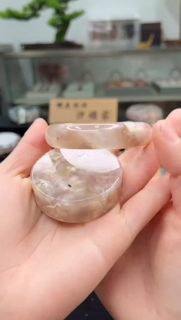 未镶嵌手镯石英质玉55圈口（赠品镯心）365479