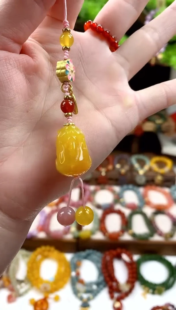 【闪购商品】玛瑙手饰未镶嵌手机挂