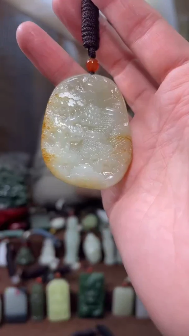 颈饰未镶嵌和田玉`