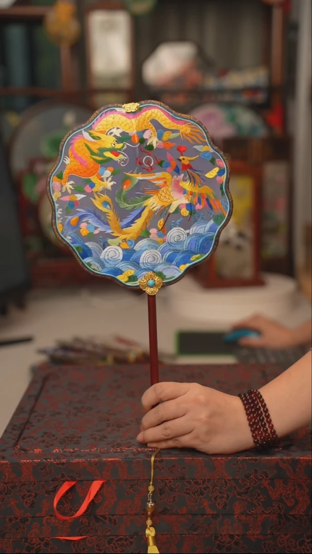 扇子团扇 绣花双面非遗