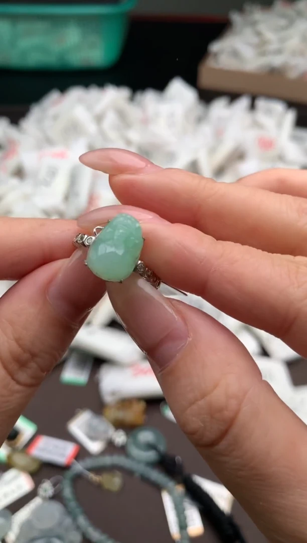 【闪购商品】翡翠戒指银S925镶嵌一
