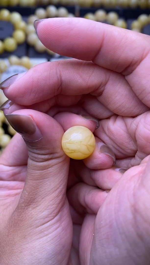 裸石琥珀未镶嵌大小姐珠宝7