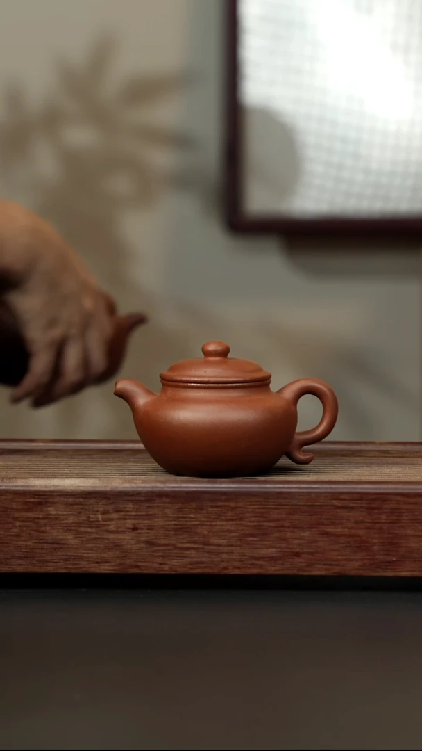 紫砂茶壶红降坡 仿古