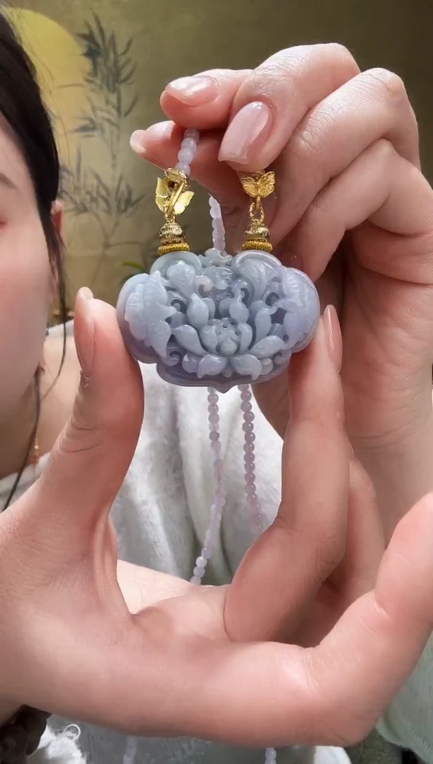 颈饰未镶嵌翡翠吊坠