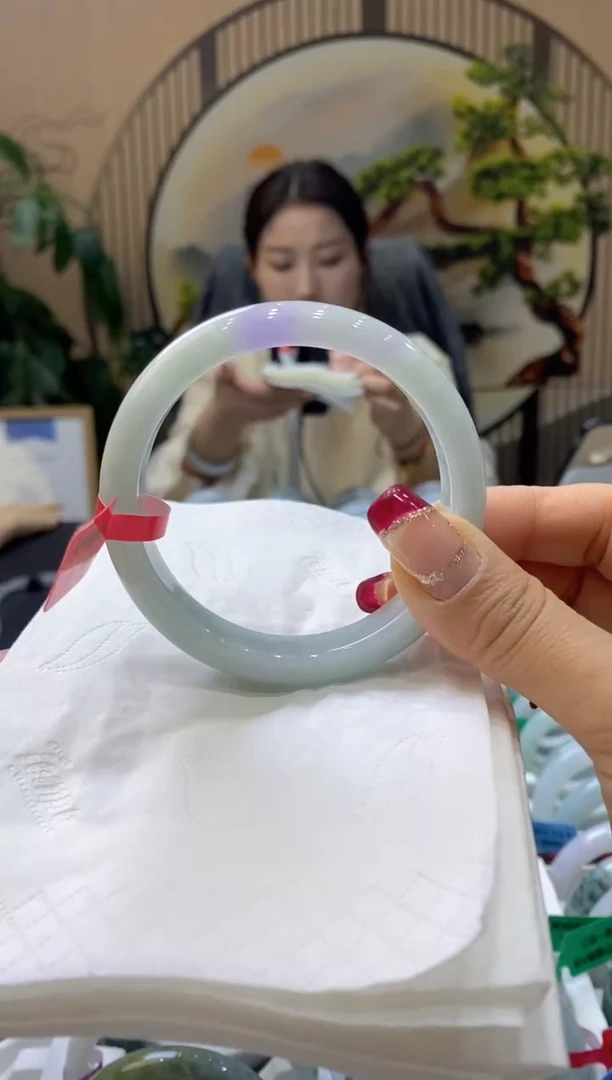 【闪购商品】翡翠手镯未镶嵌99903569