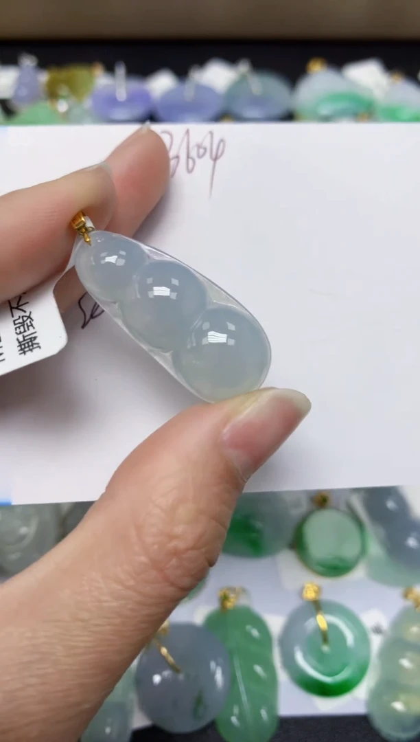 【闪购商品】翡翠颈饰18K金镶嵌 天然翡翠A货