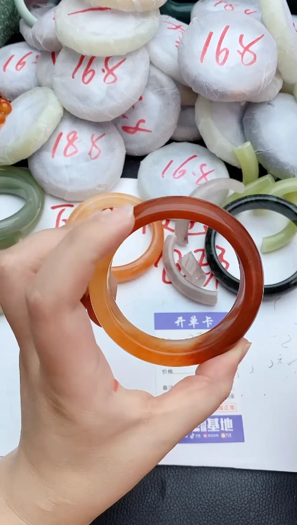 石英质玉手镯未镶嵌274+58/59