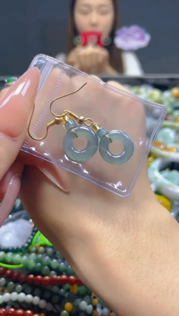 颈饰未镶嵌翡翠/F/翡翠A货，一件也是批发价