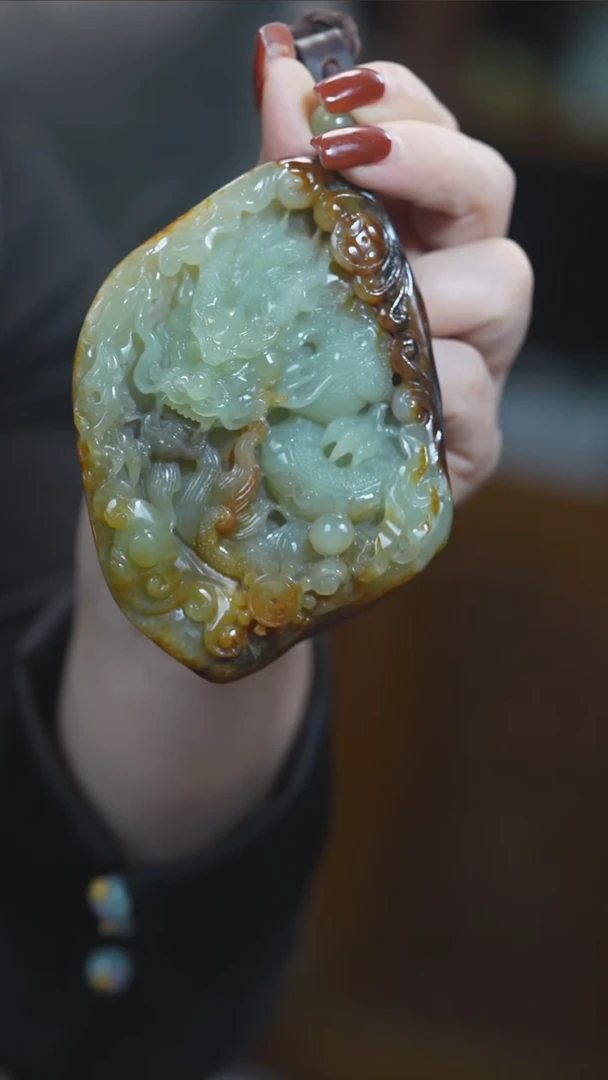 未镶嵌和田玉把件龙