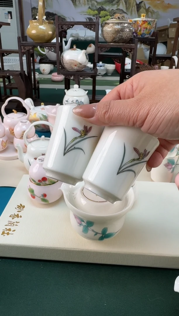 【闪购商品】瓷器 ······.......