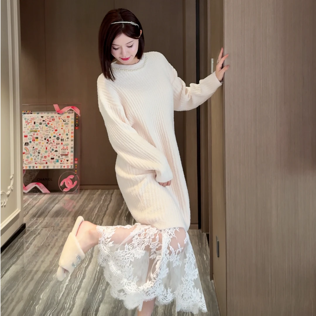 DIMDEVL/汀黛珍珠链圆领套头宽松加厚保暖半边绒睡裙吊带裙两件套